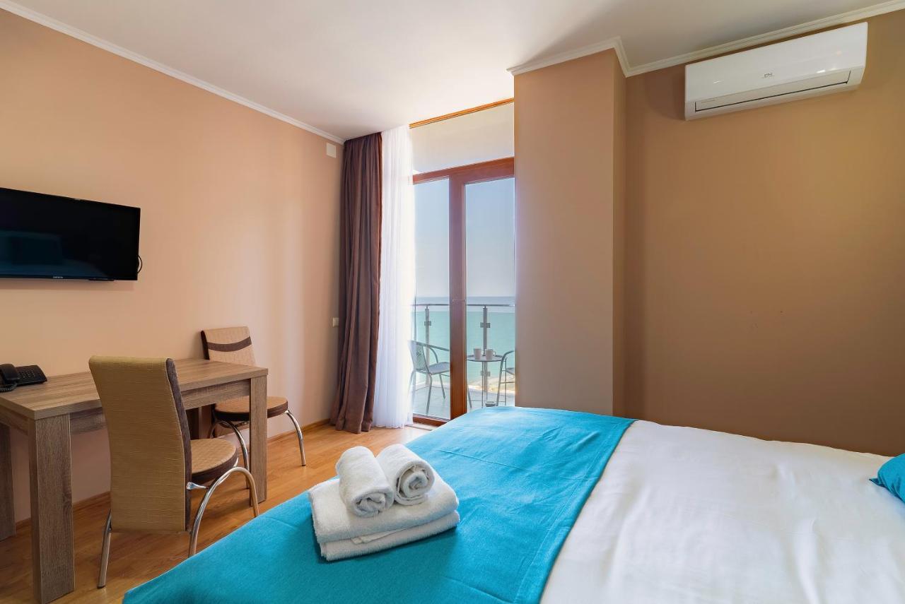 G-Point New Beach Batum Dış mekan fotoğraf